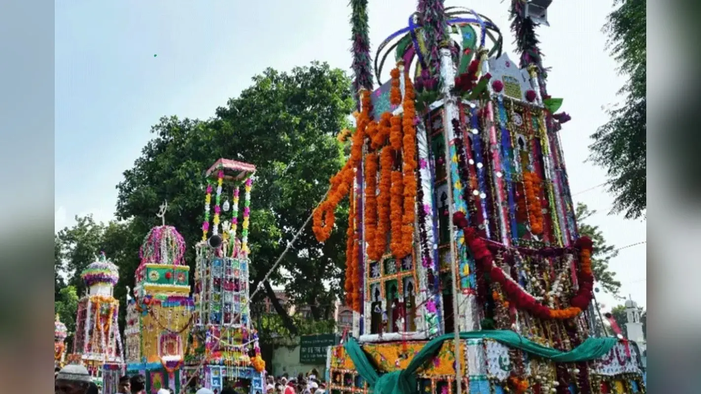 अरवल: मुहर्रम को शांतिपूर्ण संपन्न कराने को लेकर डीएम ने की समीक्षा बैठक, अधिकारियों को दिए निर्देश